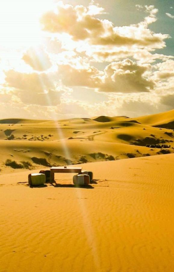 Erg Chebbi Dunes Desert Camp Otel Merzouga Dış mekan fotoğraf