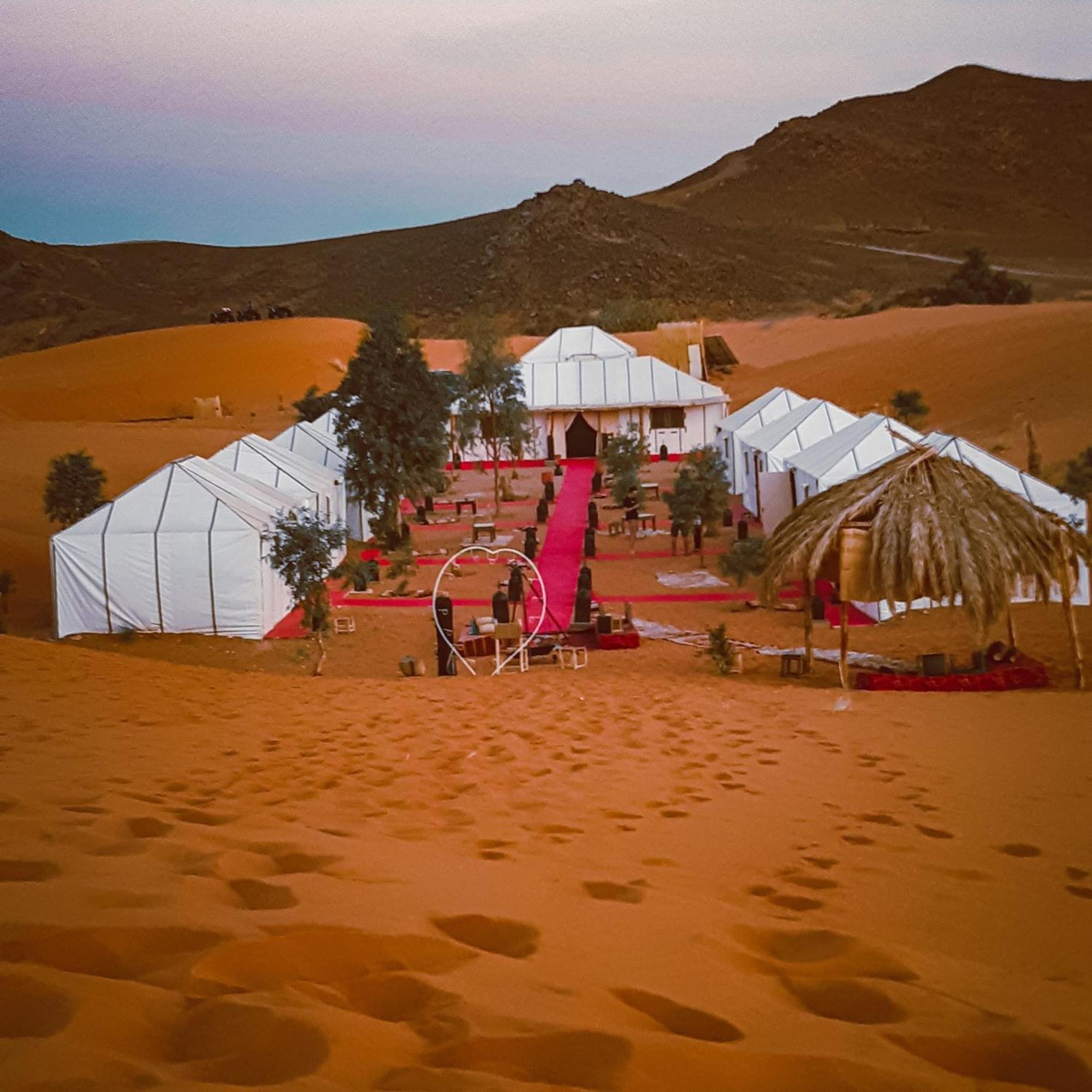 Erg Chebbi Dunes Desert Camp Otel Merzouga Dış mekan fotoğraf